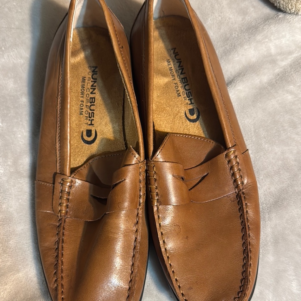 Nunn Bush Men's Tan Loafers